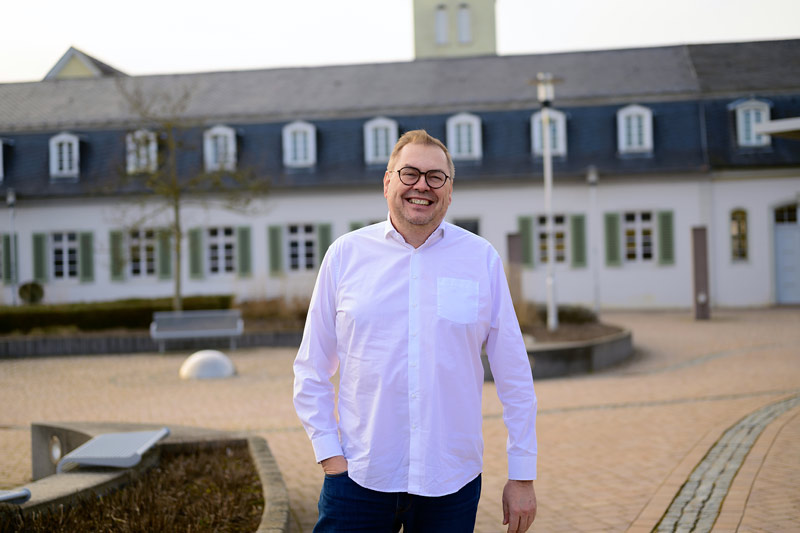 25 – Andreas Enzmann